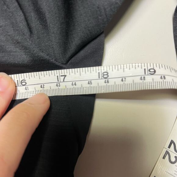 Athleta Black Tech Bootcamp Hoodie XS Pullover Sweatshirt Jacket Thumbholes EUC - Picture 11 of 12